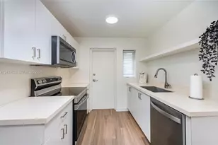 217 Madeira Ave, Coral Gables, FL 33134 - Photo 5