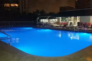 19201 Collins Ave, Sunny Isles Beach, FL 33160 - Photo 13