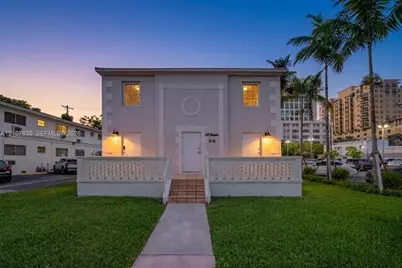 217 Madeira Ave #3, Coral Gables, FL 33134 - Photo 1