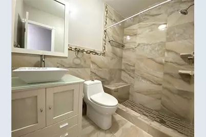 958 W 39th Pl, Hialeah, FL 33012 - Photo 15