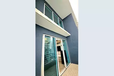 60 SW 13th St #2210, Miami, FL 33130 - Photo 21