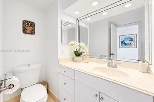 18031 Biscayne Blvd, Aventura, FL 33160 - Photo 9
