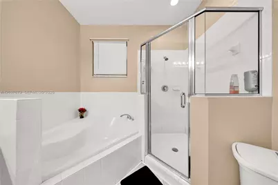 22066 SW 93rd Pl, Cutler Bay, FL 33190 - Photo 21