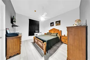 22066 SW 93rd Pl, Cutler Bay, FL 33190 - Photo 19