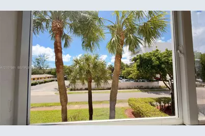 701 NE 1st Ct #202, Hallandale Beach, FL 33009 - Photo 15