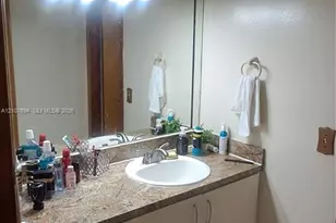 13915 SW 14th St, Miami, FL 33184 - Photo 27