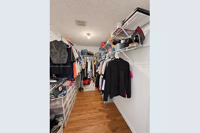 8290 Lake Dr #418, Doral, FL 33166 - Photo 13