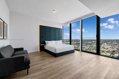 20 NE 11th #5201, Miami, FL 33132 - Photo 25