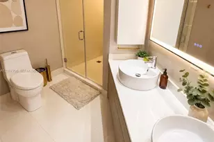 121 NE 34th St, Miami, FL 33137 - Photo 15