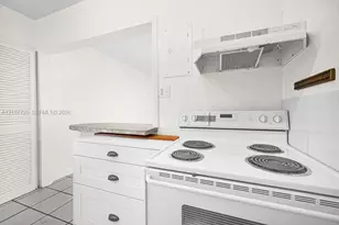 5960 SW 47th St, Miami, FL 33155 - Photo 7