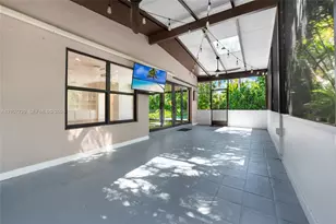 3620 Battersea Rd, Miami, FL 33133 - Photo 9