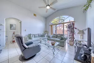 15739 SW 85th St, Miami, FL 33193 - Photo 3