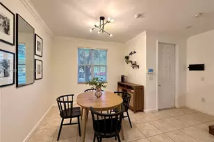153 SE 28th Pl, Homestead, FL 33033 - Photo 9