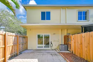 19606 SW 103rd Ct, Cutler Bay, FL 33157 - Photo 5