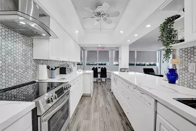 100 Golden Isles Dr #112, Hallandale Beach, FL 33009 - Photo 5