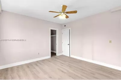 1165 Marseille Dr #20, Miami Beach, FL 33141 - Photo 17