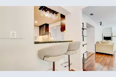 901 NE 8th St, Hallandale Beach, FL 33009 - Photo 37