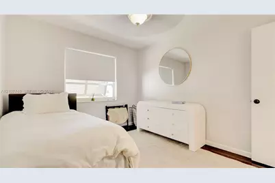 901 NE 8th St, Hallandale Beach, FL 33009 - Photo 47