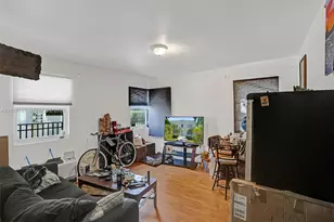 1027 Euclid Ave, Miami Beach, FL 33139 - Photo 3