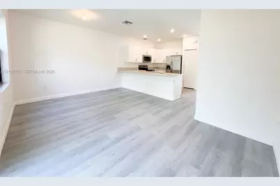 713 NE 208th Ter, Miami, FL 33179 - Photo 3