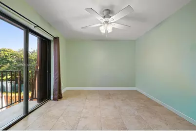 920 SW 118th Ter, Davie, FL 33325 - Photo 21