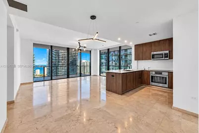 88 SW 7th St #3401, Miami, FL 33130 - Photo 3