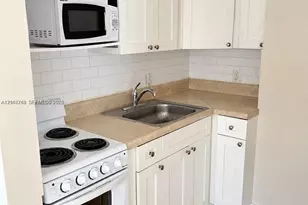 544 NE 62nd St, Miami, FL 33138 - Photo 15