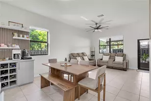 470 SE 34th Terrace, Homestead, FL 33033 - Photo 7