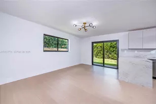 9261 SW 11th St, Miami, FL 33174 - Photo 5