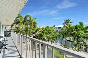 2110 Dolphin Dr, Marathon, FL 33050 - Photo 13