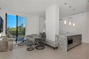 1030 15th St, Miami Beach, FL 33139 - Photo 1