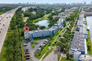 1101 NE 191st St, Miami, FL 33179 - Photo 3
