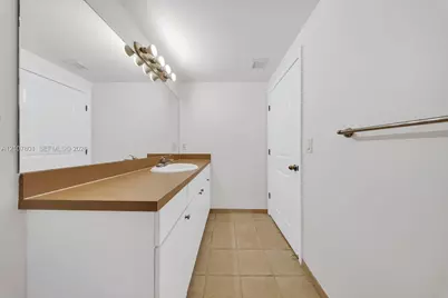 1250 S Miami Ave #3503, Miami, FL 33130 - Photo 11