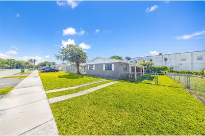 6172 SW 44th St #1, Davie, FL 33314 - Photo 3