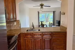 15800 SW 92nd Ave, Palmetto Bay, FL 33157 - Photo 1