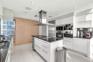 17121 Collins Ave, Sunny Isles Beach, FL 33160 - Photo 23