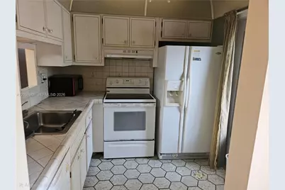 [Address not provided], Lauderdale Lakes, FL 33313 - Photo 5