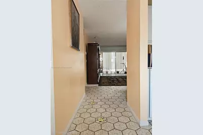 [Address not provided], Lauderdale Lakes, FL 33313 - Photo 3