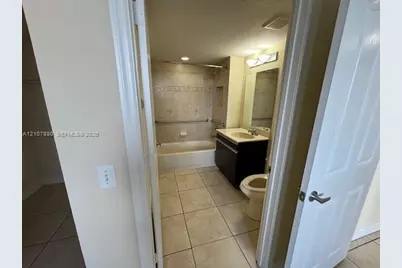 1401 W Flagler St #906, Miami, FL 33135 - Photo 13