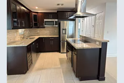 4840 NW 10th Ter, Fort Lauderdale, FL 33309 - Photo 5