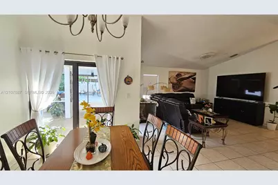 24858 SW 128th Path, Homestead, FL 33032 - Photo 17