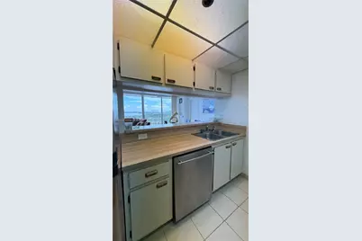 7601 E Treasure Dr #2115, North Bay Village, FL 33141 - Photo 7