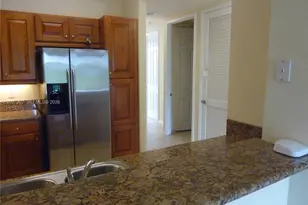 3500 Oaks Clubhouse Dr, Pompano Beach, FL 33069 - Photo 11