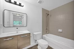 7340 NW 114th Ave, Doral, FL 33178 - Photo 13