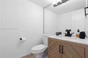400 Leslie Dr, Hallandale Beach, FL 33009 - Photo 25