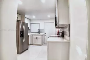1542 NW 115th St, Miami, FL 33167 - Photo 13