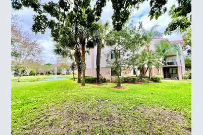 10105 W Sunrise Blvd #101, Plantation, FL 33322 - Photo 9