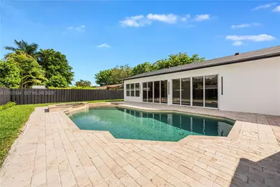 9261 SW 183rd Ter, Palmetto Bay, FL 33157 - Photo 13