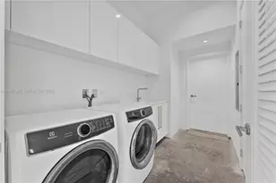 18501 Collins Ave, Sunny Isles Beach, FL 33160 - Photo 29