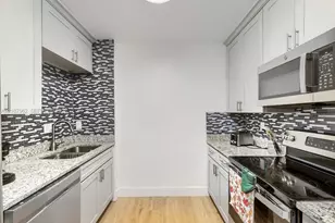 309 Deer Park Ave, Tampa, FL 33617 - Photo 5